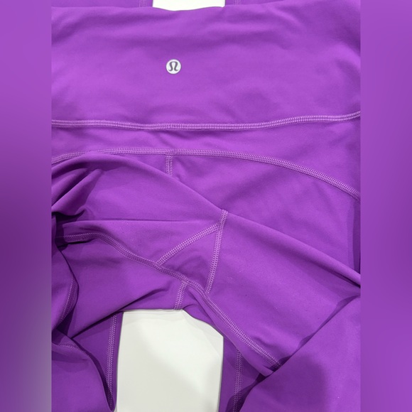 Lululemon Flare Pants. High Rise. Approximately 32” in length. - Picture 4 of 5